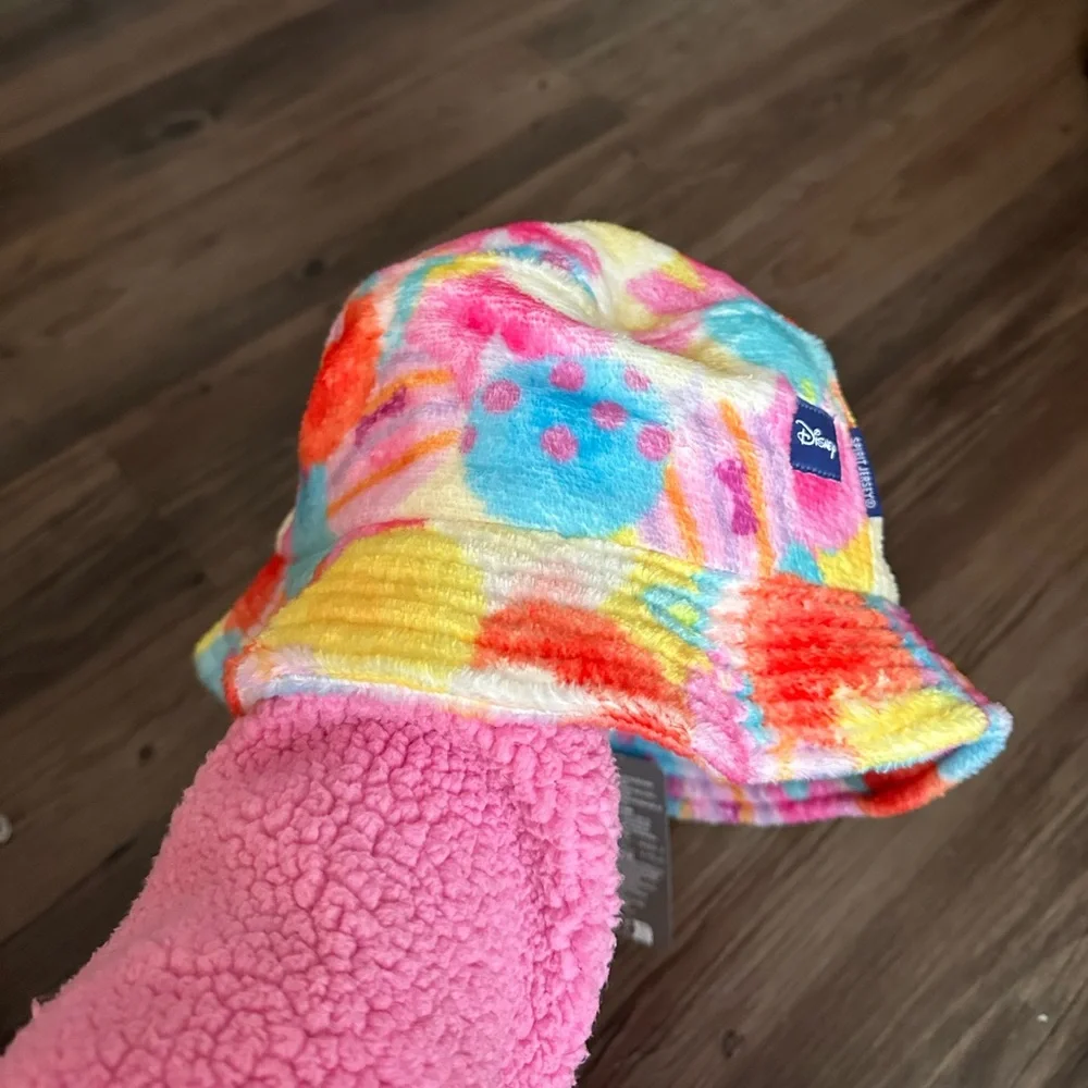 NWT Disney Parks Spirit Jersey Sherpa Bucket Hat
